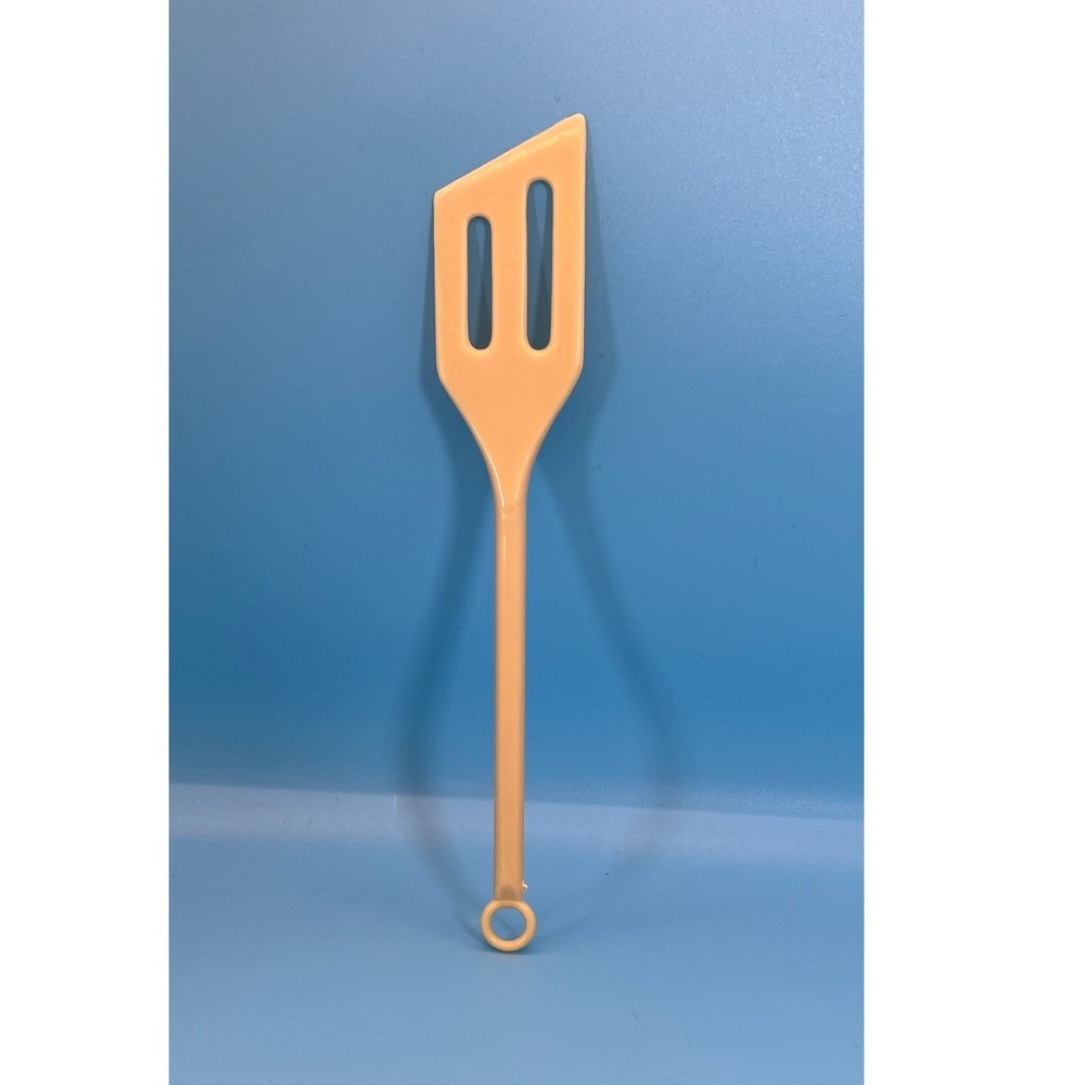 VTG Slotted Angled Slim Spatula Turner Cream Plastic Kitchen Utensil MCM Retro‎